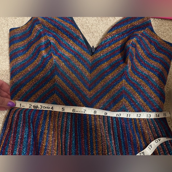 Dress the Population Haley Metallic Cobalt Pleated Chevron Dress Medium - Picture 10 of 12